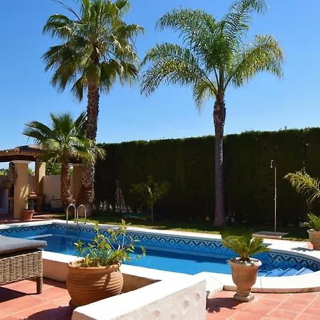 Stunning Andalusian With Pool & Panoramic Views Coín